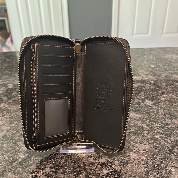 POLA Wristlet Wallet Clutch Phone Holder Luxury Style Outstanding Quality NWOT - Picture 12 of 16